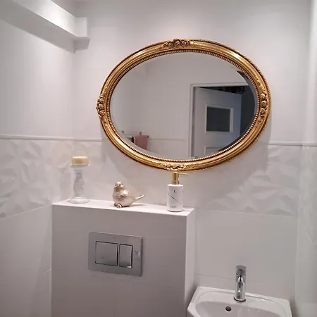 Dom Zacisze Do 9 Osob Blisko Metra Apartment