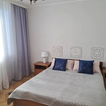Apartment Dom Zacisze Do 9 Osob Blisko Metra